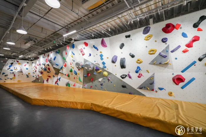 香蕉攀岩 上地店