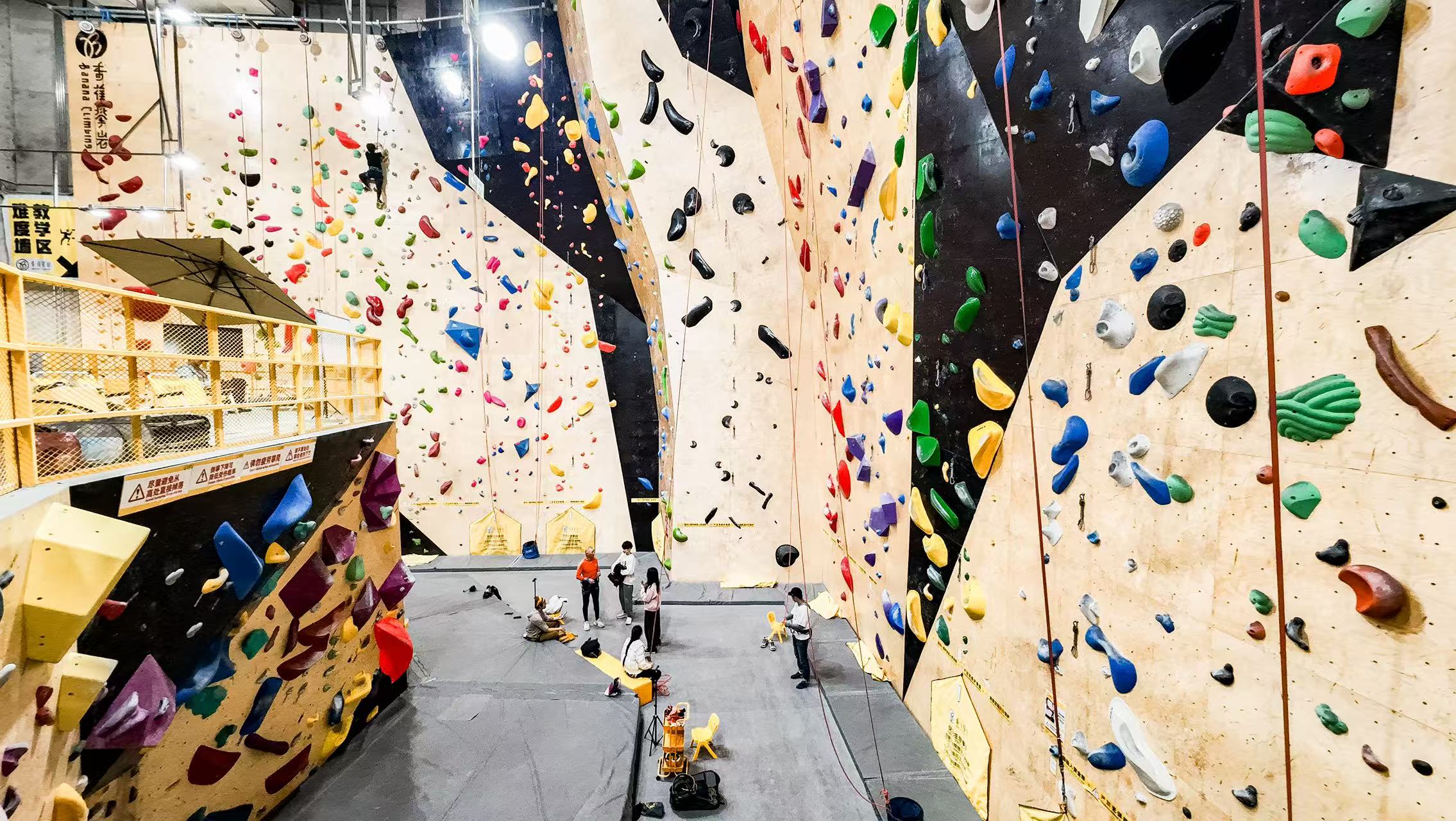 香蕉攀岩 珠江星环店 - 图片3